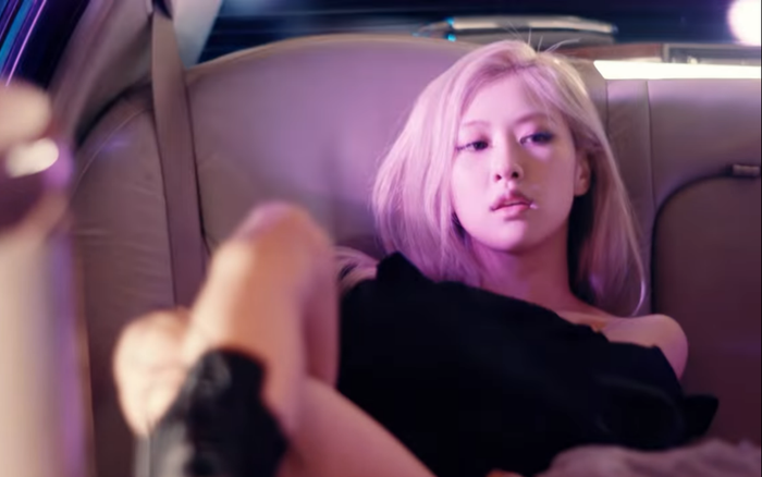 Rosé (BlackPink) tung teaser MV On The Ground: Dù thất tình cũng phải 'sang chảnh'