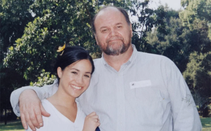 Meghan chỉ trích bố ruột 'phản bội' mình giữa loạt lùm xùm với Hoàng gia Anh