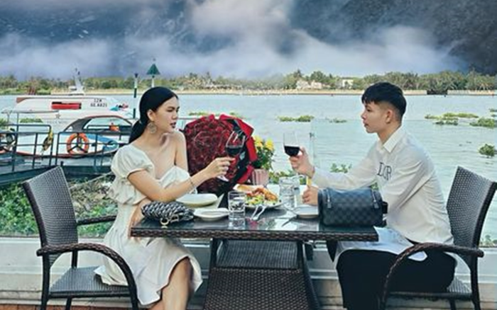 'Phi công 21 tuổi' của Ngọc Trinh sang chảnh ngày 8/3, bạn bè nhận xét quá giống Vũ Khắc Tiệp