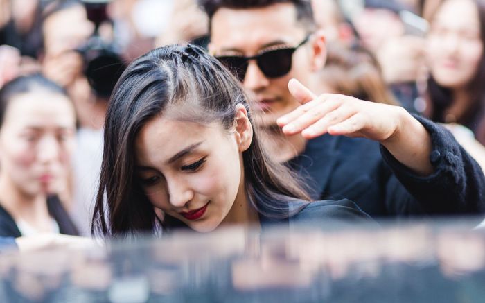 Angelababy bày mưu bôi nhọ Huỳnh Hiểu Minh nhằm giành quyền nuôi con?