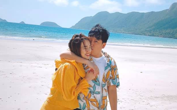 Nhã Phương phát 'cẩu lương' khoe loạt ảnh tình bể bình bên ông xã Trường Giang