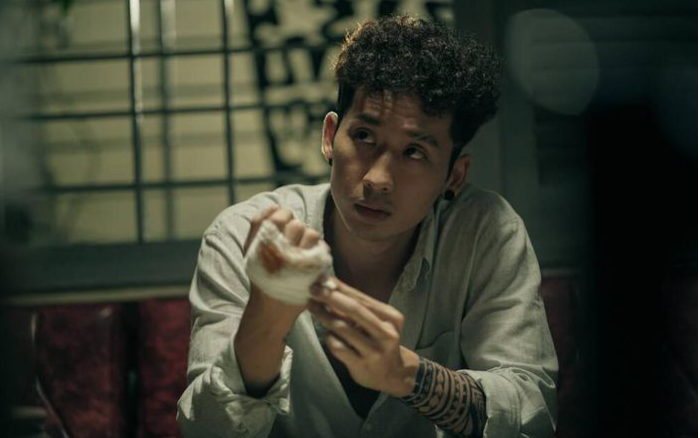 Tuấn Trần tiết lộ giảm 9kg, thay đổi phong cách hoàn toàn để hợp vai Quắn trong 'Bố già'