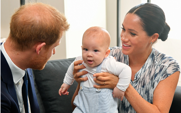 Con trai của Hary - Meghan không phải là hoàng tử nhưng vẫn trong danh sách kế vị ngai vàng