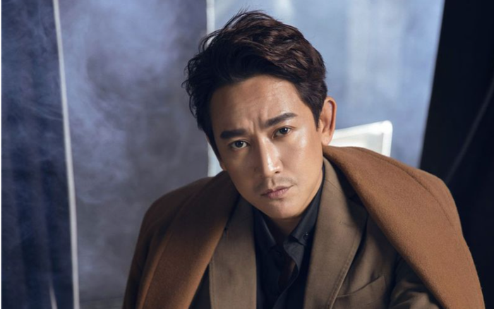 Ảnh thẻ Hứa Vĩ Văn: Đẹp trai từ nhỏ là có thật, hèn chi 40 tuổi mà showbiz không ai trẻ bằng