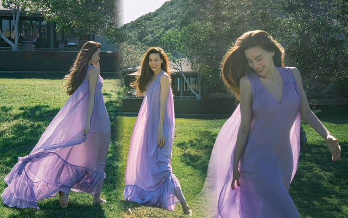 Hồ Ngọc Hà mặc váy tím xuyên thấu mờ ảo thả dáng trên đồng cỏ khiến fan mê mẩn