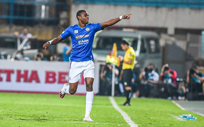 Hà Nội FC thắng trận thứ hai liên tiếp ở V-League 2021