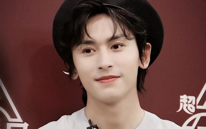 Trương Triết Hạn muốn làm đội trưởng của show Bước Nhảy Đường Phố, fan lập tức buông lời trêu chọc