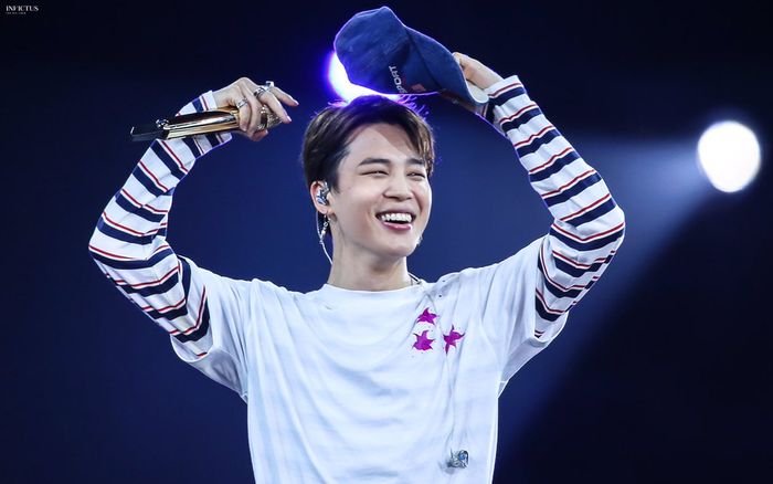 Jimin (BTS) trở thành nghệ sĩ Kpop đầu tiên và duy nhất có 2 ca khúc solo trên nền tảng quốc tế