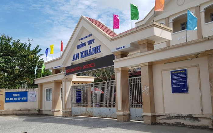 Nam sinh lớp 10 nhập viện sau khi bị nhóm bạn bỏ ống thuốc 'lạ' vào miệng