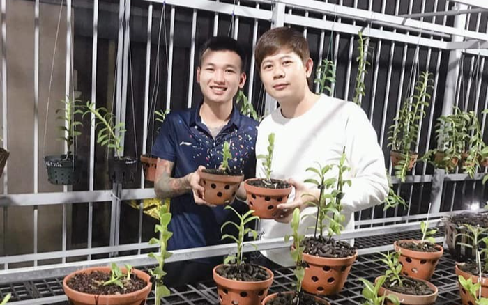 Nghệ nhân Nguyễn Tùng Huy chia sẻ về niềm đam mê trồng và chăm sóc hoa lan đột biến