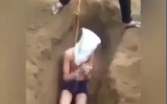 Vụ clip nam thanh niên bị nhóm người chôn sống: Các đối tượng khai gì tại CQĐT?