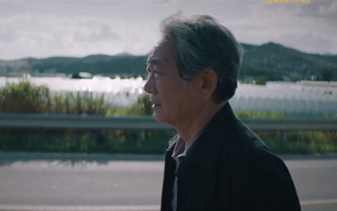 Cụ ông 75 tuổi nhiễm Covid-19 đi bộ 2 tiếng về nhà để tránh lây lan vi-rút!