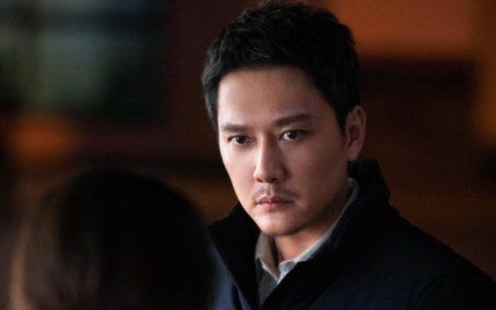 Phùng Thiệu Phong tiều tụy, phờ phạc sau tin rạn nứt trong hôn nhân với Triệu Lệ Dĩnh