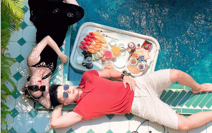 Trước sinh nhật, Lệ Quyên đăng ảnh bên tình trẻ kèm lời nhắn nhủ lãng mạn đến phát ghen