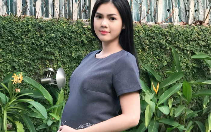 Ngọc Trinh khoe bụng bầu, 'phi công' được ví như Vũ Khắc Tiệp đón tin cực vui!