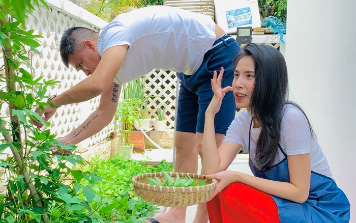 Không phải kim cương hột xoàn, Công Vinh tặng Thủy Tiên món quà khiến cô không nói nên lời