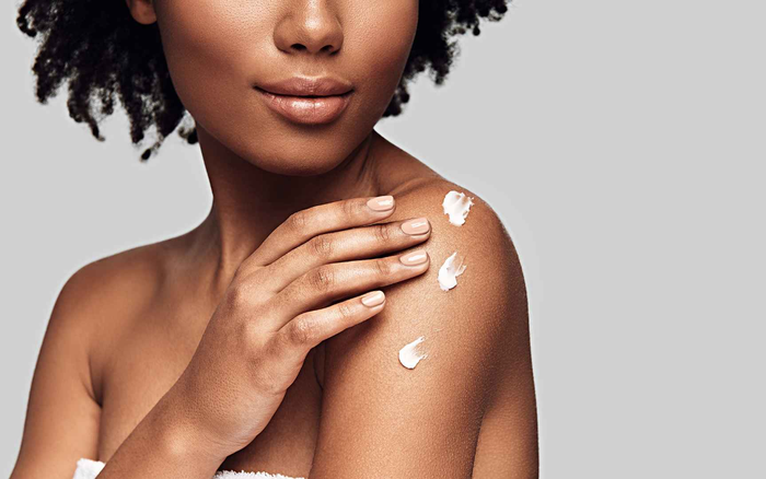 5 nguyên nhân tiềm ẩn khiến cơ thể nổi mụn trứng cá