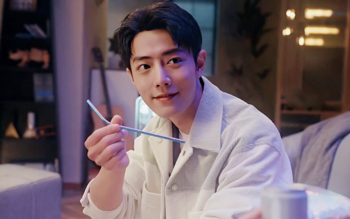 Khiển trách fan cuồng nhưng Tiêu Chiến lại bị chỉ trích rằng không đủ tư cách để nói thế!