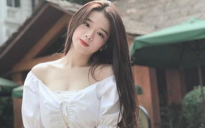 Linh Ka trổ tài ca hát với bản hit của Hà Anh Tuấn, dân mạng rần rần vì sắp có thêm một hotgirl đi hát?