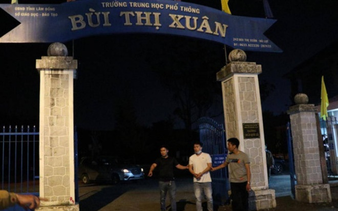 Nam thanh niên vừa ra tù giả là học sinh trèo vào trường trộm tiền và 20 điện thoại