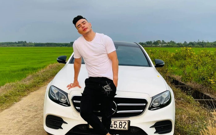 Thi trượt giấy phép lái xe 14 lần, Lê Dương Bảo Lâm xấu hổ không dám ra đường, nài nỉ fan 'đừng nhắc đến'