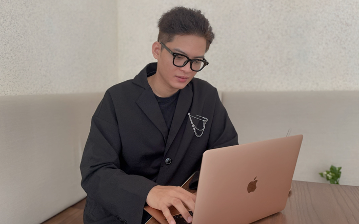 Nhà văn Bỉnh Khôi khuyên giới trẻ đừng quá lo lắng khi lỡ chọn sai trường