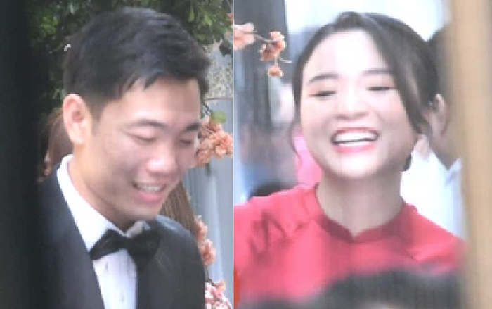 Xuân Trường diện vest bảnh bao, Nhuệ Giang tươi cười rạng ngời trong lễ ăn hỏi