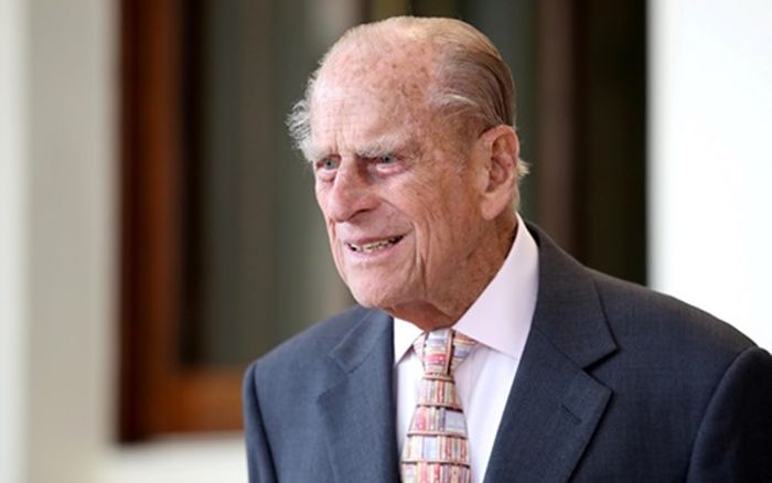Hoàng thân Philip, chồng của Nữ hoàng Anh, qua đời ở tuổi 99