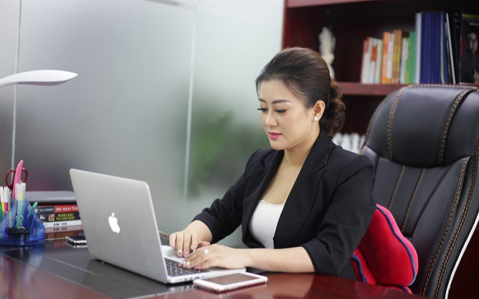 CEO Khúc Phương Thúy – xây dựng Cosmetic Garden bằng đam mê làm đẹp cho mọi người