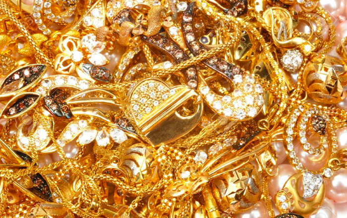 Giá vàng hôm nay 24/4: Tiếp đà giảm bởi đà tăng của USD và lãi suất trái phiếu Mỹ