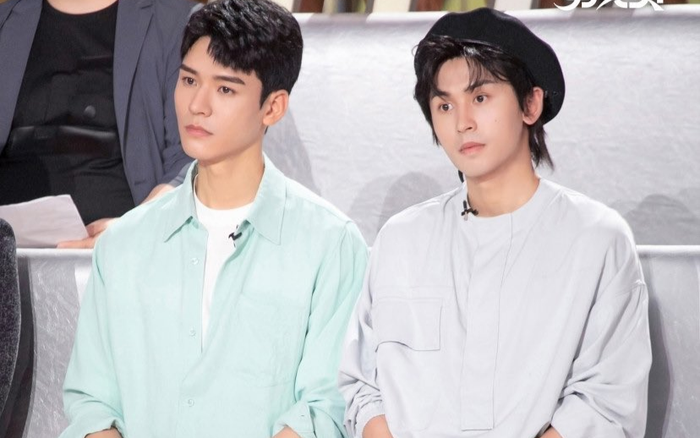 Fan Cung Tuấn - Trương Triết Hạn làm thần tượng mất mặt khi bị nhà tài trợ nhắc khéo?