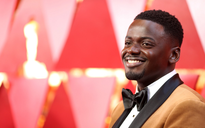 Bài phát biểu 'đi vào lòng đất' tại Oscar 2021: Đề cập cả chuyện giường chiếu khiến khán giả 'xỉu ngang'