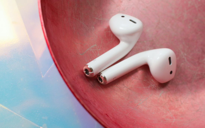 Apple cắt giảm sản lượng tai nghe AirPods được sản xuất tại Việt Nam