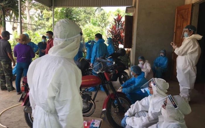 Tìm được gần 700 F1 và F2 của ca mắc Covid-19 tham dự đám cưới ở Yên Bái