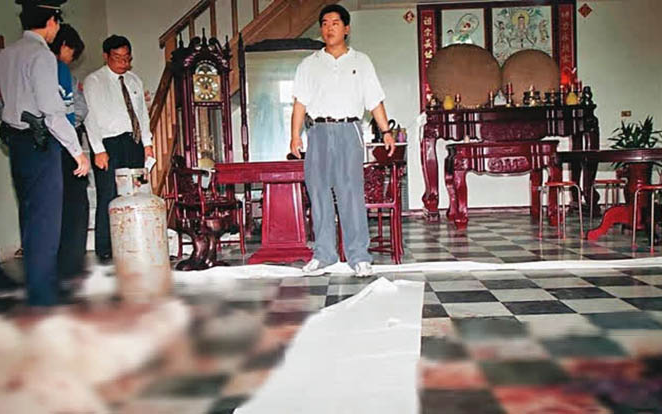 Đôi vợ chồng bị đâm hơn trăm nhát dao, manh mối ở hiện trường hé lộ tội ác kinh hoàng