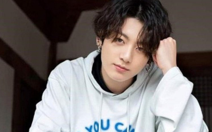Jungkook (BTS) là nghệ sĩ Hàn đầu tiên làm được điều này trên BXH Billboard