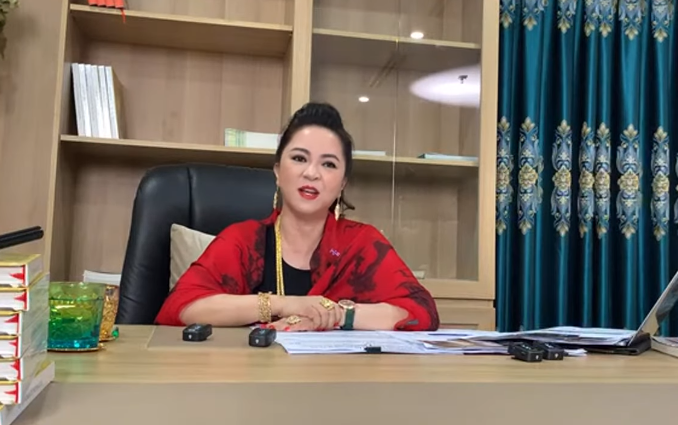 Đụng độ bà Phương Hằng tại đồn công an, ông Võ Hoàng Yên bật khóc nức nở vì đoạn clip thân mật bị rò rỉ?