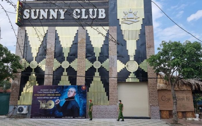 Khởi tố vụ án liên quan đến quán bar Sunny và người tung clip 'nhạy cảm' lên mạng xã hội