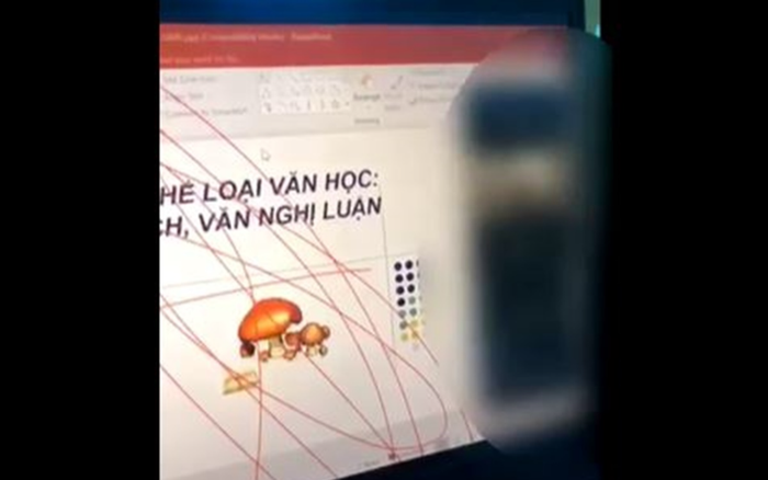 Phát hiện trò vẽ bậy lên màn hình trong tiết học online, cô giáo xử sự khiến dân tình tranh cãi
