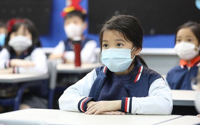 Điều tra đối tượng giả mạo văn bản cho học sinh nghỉ học ở Bình Dương