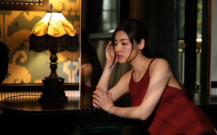 Triển lãm ảnh 'độc nhất vô nhị' về hành trình làm đẹp của phụ nữ