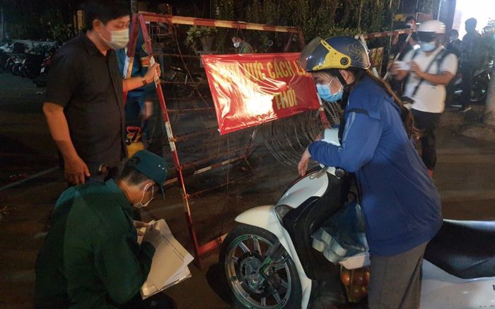TPHCM: Phong tỏa con hẻm có hơn 40 hộ dân tại quận Gò Vấp