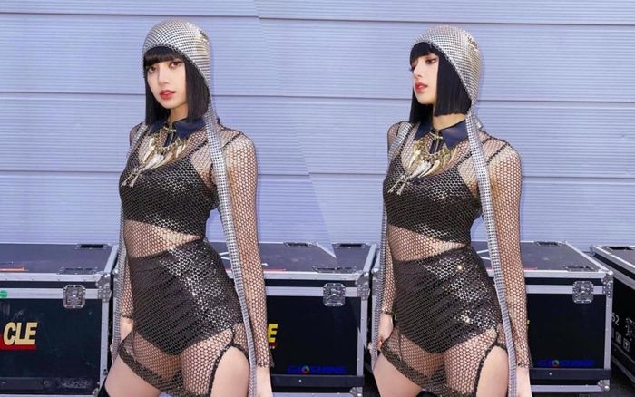 Lisa Black Pink diện áo xuyên thấu soi rọi body nóng bỏng, viral khắp mạng xã hội