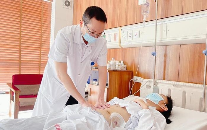 Nữ sinh bị tai nạn giao thông đứt rời đuôi tuỵ được phẫu thuật thành công để kịp dự thi tốt nghiệp THPT