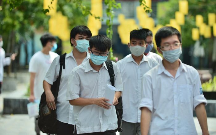 Sắp thi tốt nghiệp THPT, cả nước có 18 trường hợp F0 và 394 trường hợp F1 là học sinh khối 12