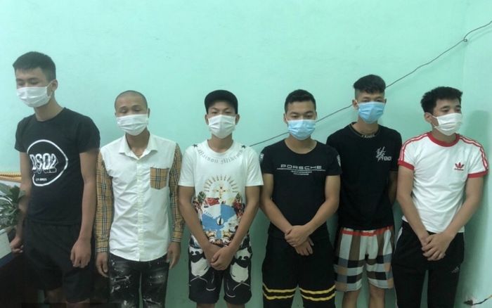 Bắc Giang: Xử phạt 6 người không chấp hành cách ly xã hội, tụ tập ăn uống với số tiền hơn 100 triệu đồng