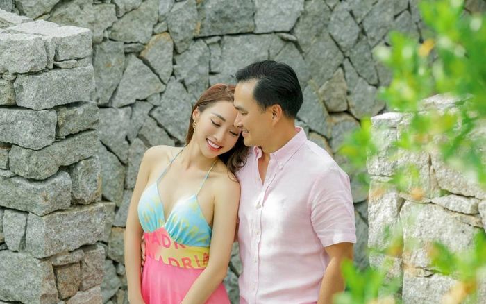 Chi Bảo giải nghệ, vợ đại gia kém 16 tuổi gây chú ý với lời nhắn đặc biệt