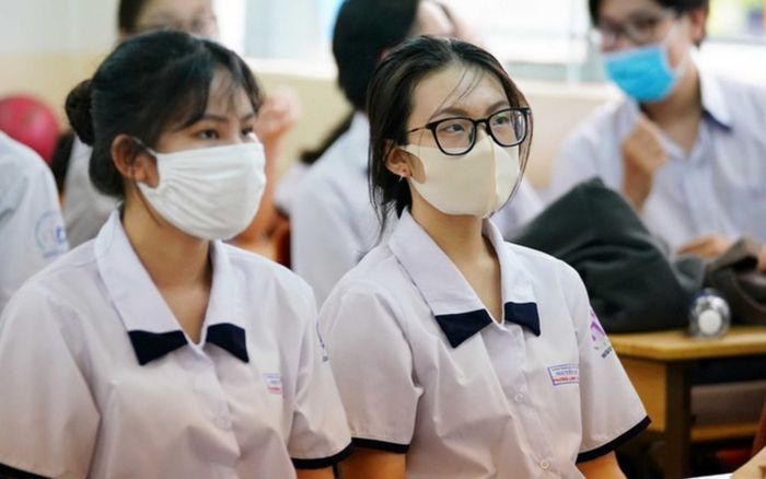 Hà Nội: Hơn 90 nghìn thí sinh liệu có phải hoãn thi vào lớp 10 vì dịch Covid-19?