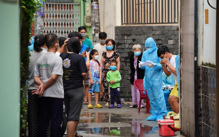 TP HCM thêm 11 ca dương tính COVID-19, nâng tổng ca nhiễm liên quan đến Hội thánh truyền giáo lên 211 ca