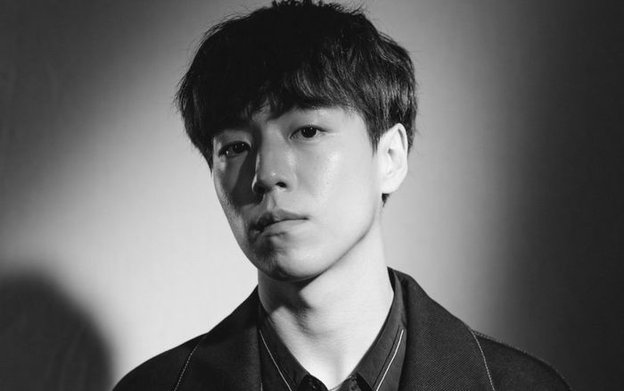 Money Heist bản Hàn bất ngờ thêm diễn viên mới, tưởng xa lạ hóa ra là bạn diễn của IU